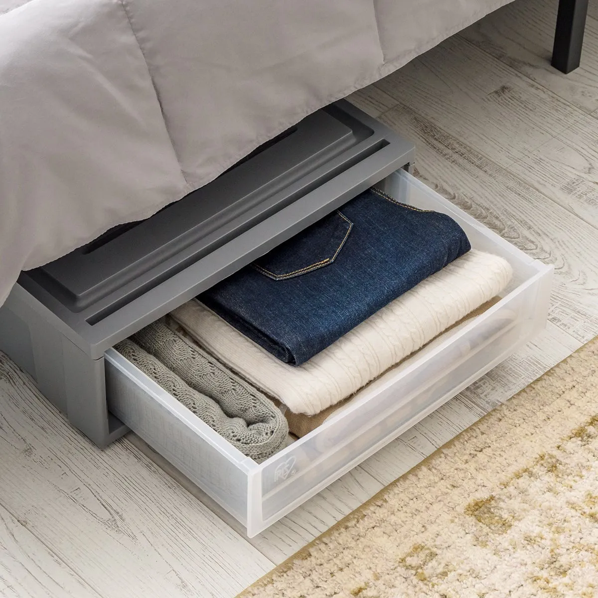 Iris Underbed Chest